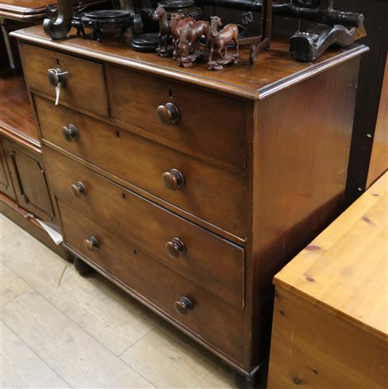 An early Victorian chest of drawers W.107cm